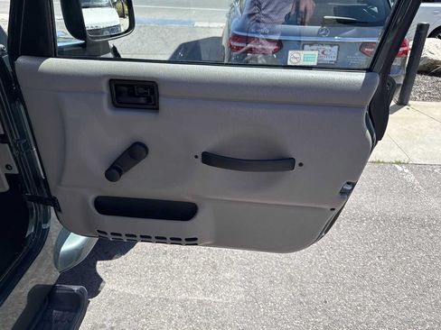 Used 2003 Jeep Wrangler Sahara AWD/4WD image 16