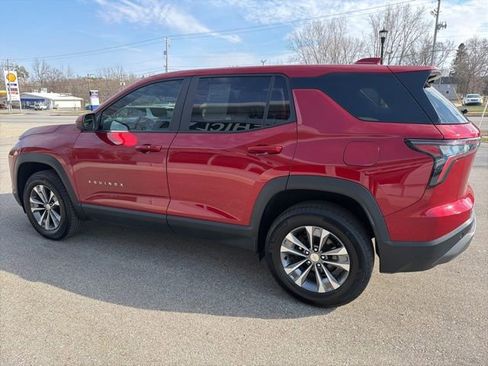 Certified 2025 Chevrolet Equinox LT w/ Safety and Technology Package AWD/4WD image 4