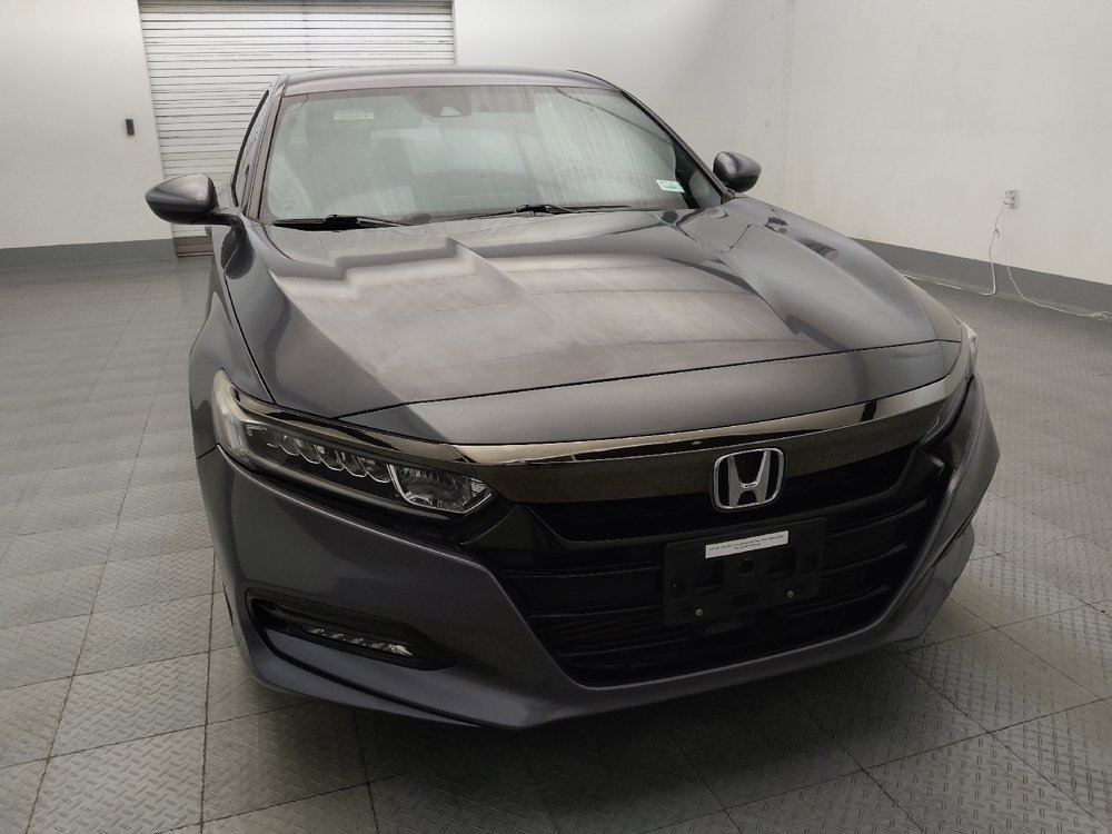 Used 2018 Honda Accord Sport image 14