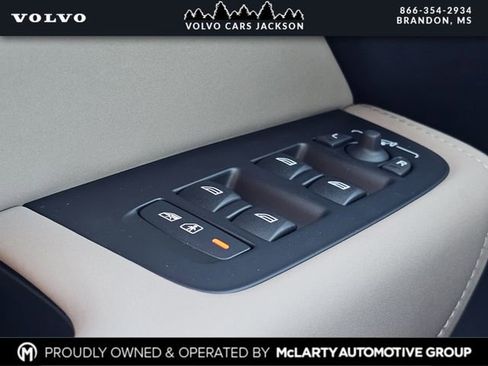 New 2026 Volvo XC60 B5 Plus w/ Protection Package Premier AWD/4WD image 16