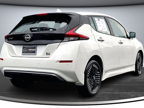 Used 2024 Nissan Leaf SV Plus image 6