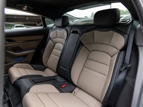 New 2025 Porsche Taycan 4S image 39