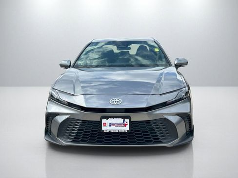 Certified 2025 Toyota Camry SE FWD image 2