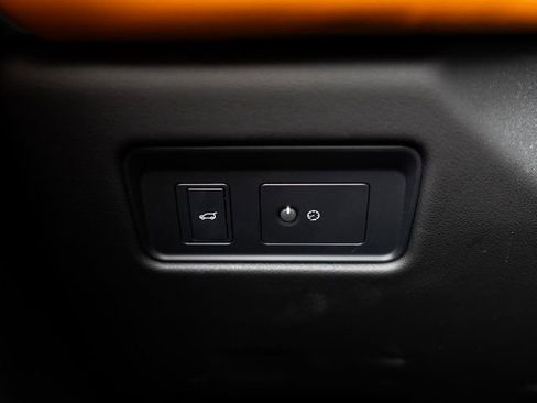 Used 2023 Jaguar F-PACE R-Dynamic S image 26