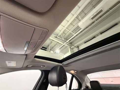 Used 2020 Mercedes-Benz C 300 C 300 image 27