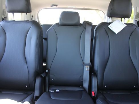 New 2027 Kia Carnival SX w/ Dark Edition Package FWD image 69