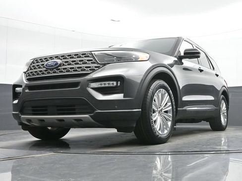 Used 2020 Ford Explorer Limited RWD image 33