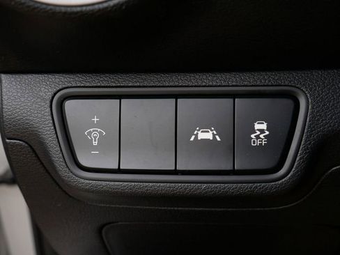 Used 2020 Kia Forte LXS FWD image 16