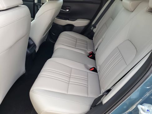 Used 2025 Honda HR-V EX-L image 17