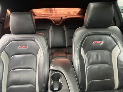 Used 2016 Chevrolet Camaro SS image 25