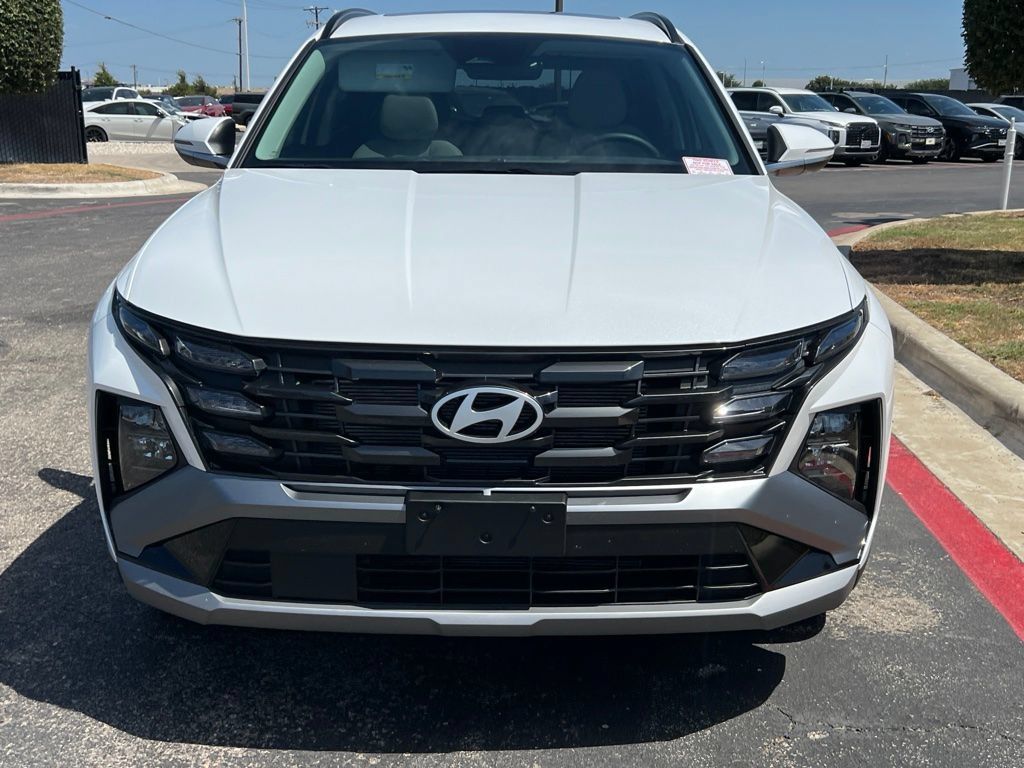 Used 2026 Hyundai Tucson SEL FWD image 2