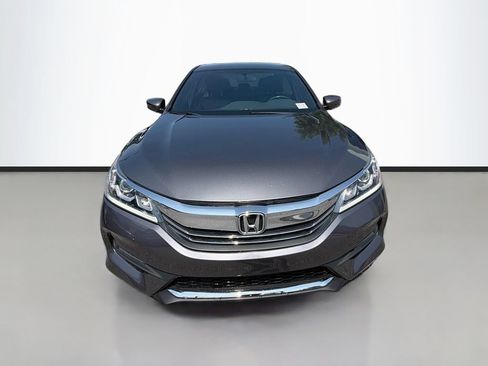Used 2017 Honda Accord Sport Special Edition image 2