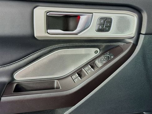 Used 2020 Ford Explorer ST w/ ST Street Pack image 20