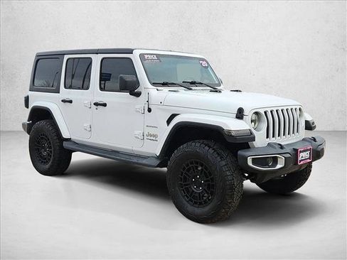 Used 2020 Jeep Wrangler Unlimited Sahara image 3