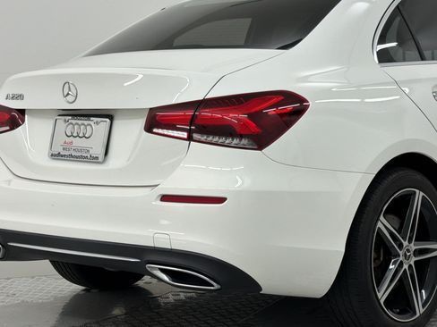 Used 2022 Mercedes-Benz A 220 image 23