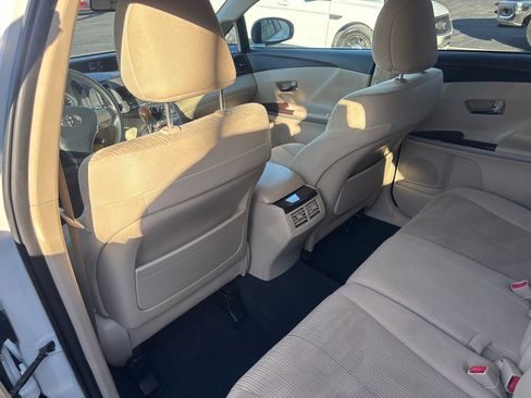 Used 2009 Toyota Venza AWD image 19