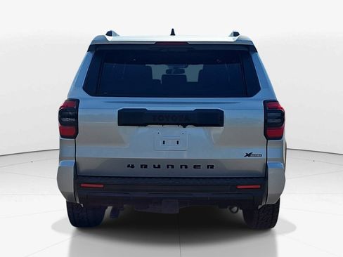 Used 2025 Toyota 4Runner SR5 AWD/4WD image 5