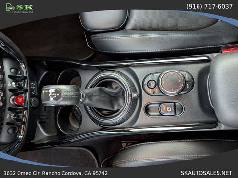 Used 2016 MINI Cooper Clubman FWD image 20