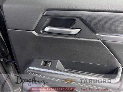 Used 2025 GMC Acadia Elevation FWD image 41