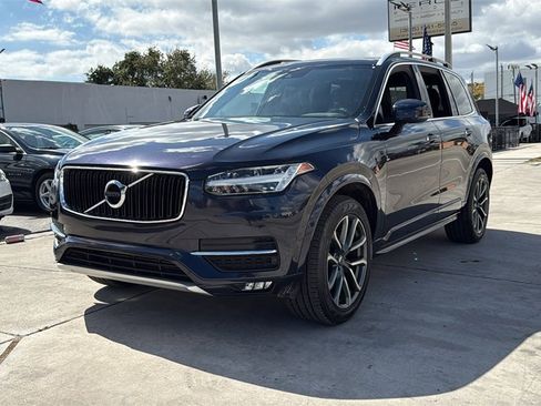 Used 2019 Volvo XC90 T5 Momentum w/ Protection Package Premier image 11
