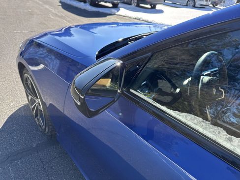 Used 2023 BMW 330i xDrive 330i xDrive w/ M Sport Package image 6