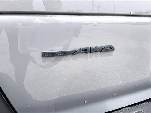 Used 2026 Subaru Outback Touring AWD/4WD image 32