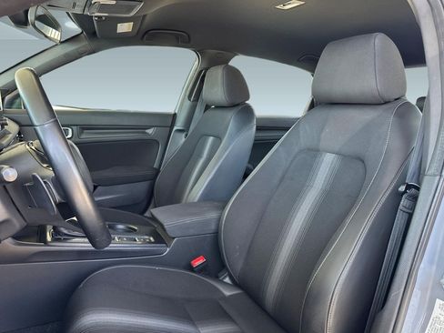 Used 2023 Honda Civic Sport image 5