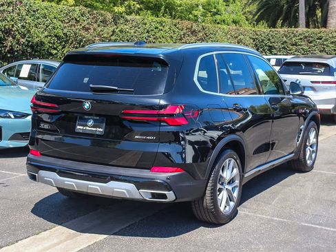 Used 2026 BMW X5 sDrive40i w/ Parking Assistance Package image 4