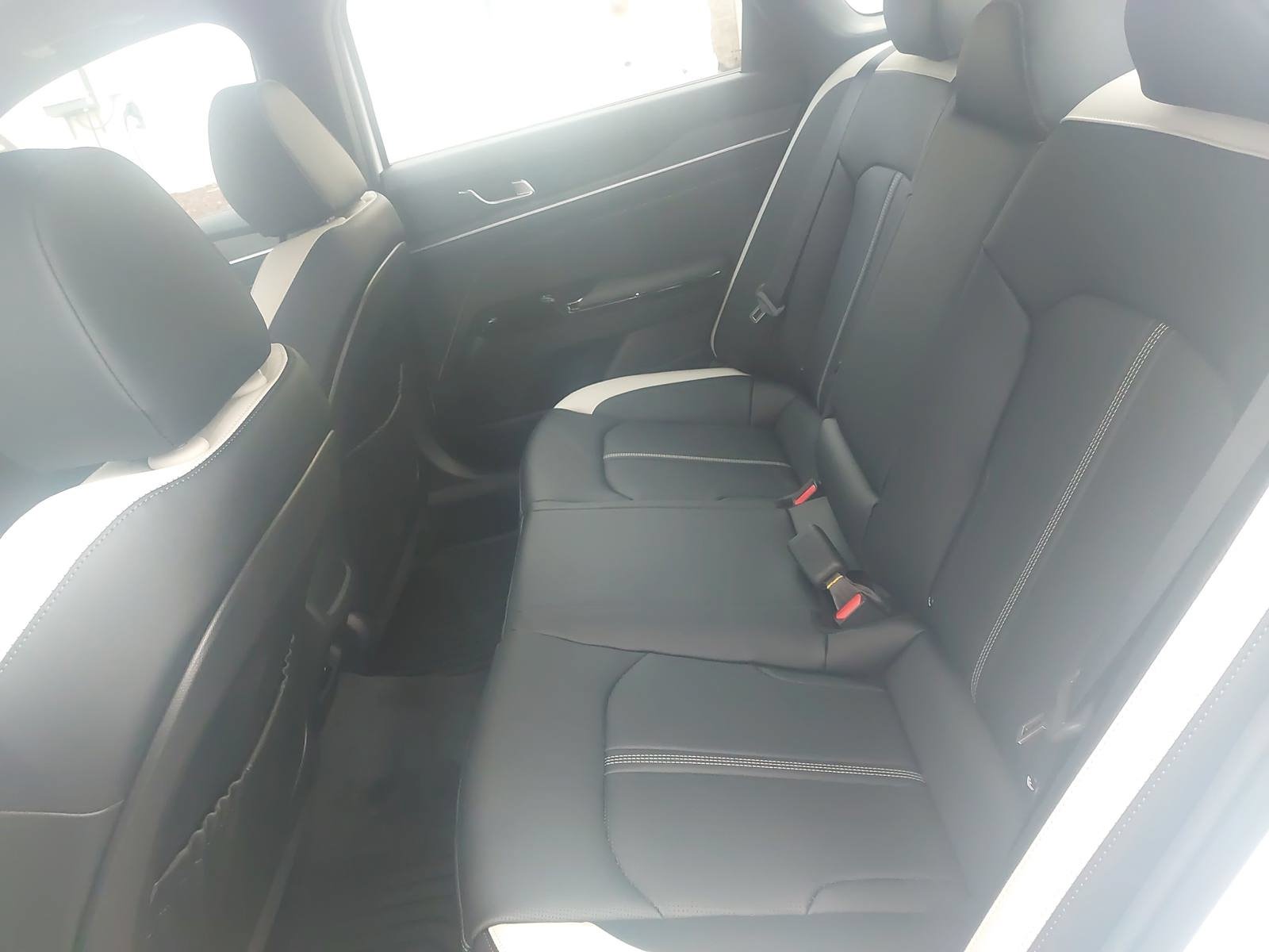 New 2027 Kia K5 GT-Line w/ GT-Line Premium Package FWD image 13