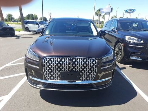 Used 2023 Lincoln Corsair AWD w/ Equipment Group 101A image 8