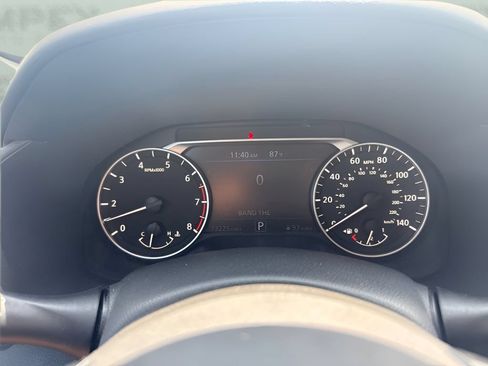 Used 2021 Nissan Altima 2.5 SR w/ SR Premium Package FWD image 15
