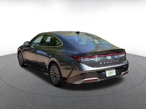 Used 2025 Hyundai Sonata SEL FWD image 11