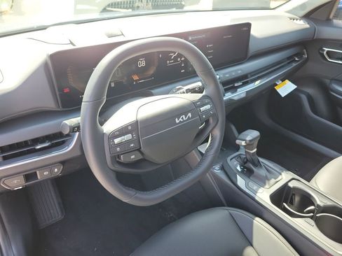 New 2026 Kia K4 EX FWD image 21