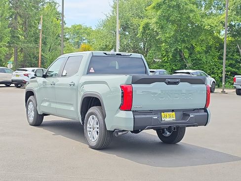 New 2026 Toyota Tundra SR5 AWD/4WD image 4