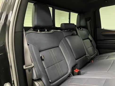 Used 2023 Chevrolet Silverado 1500 High Country w/ High Country Premium Package AWD/4WD image 50