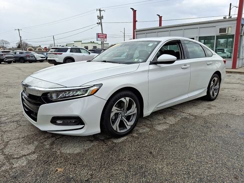 Used 2019 Honda Accord EX image 3