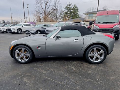 Used 2007 Pontiac Solstice GXP w/ Premium Package image 10