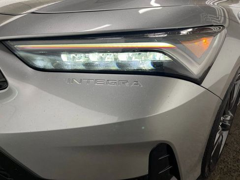Used 2023 Acura Integra A-Spec image 5