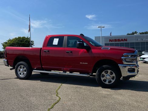 Used 2026 RAM 2500 Big Horn AWD/4WD image 1