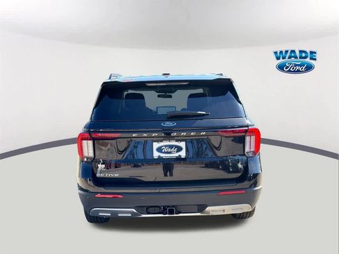 New 2026 Ford Explorer Active w/ Active Comfort Package image 6