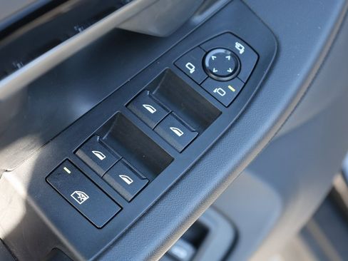 Used 2025 BMW 530i xDrive 530i xDrive image 12