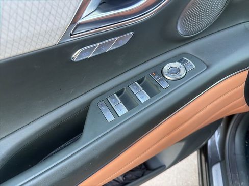 Used 2025 Genesis GV80 3.5T Advanced image 13