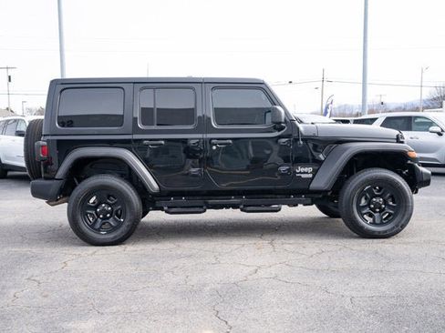 Used 2021 Jeep Wrangler Unlimited Sport image 6