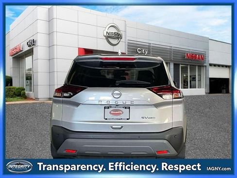 Certified 2023 Nissan Rogue SV AWD/4WD image 7