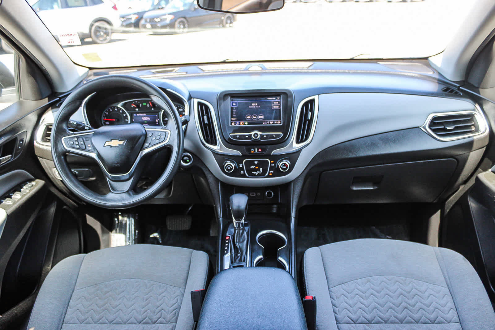 Used 2022 Chevrolet Equinox LS w/ LS Convenience Package AWD/4WD image 12