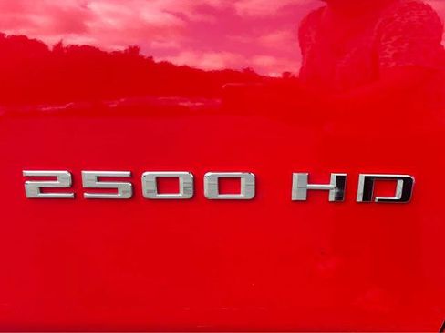 Used 2025 Chevrolet Silverado 2500 LT w/ Convenience Package AWD/4WD image 26