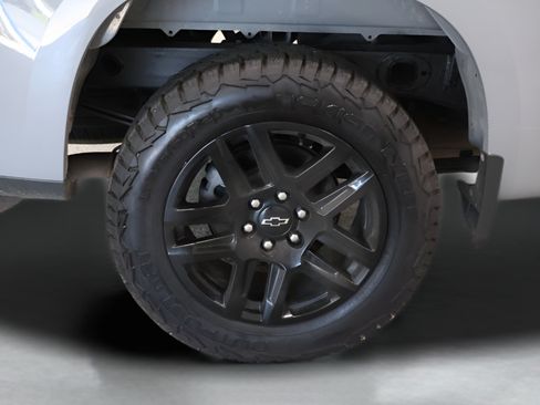 Used 2024 Chevrolet Silverado 1500 Custom AWD/4WD image 29