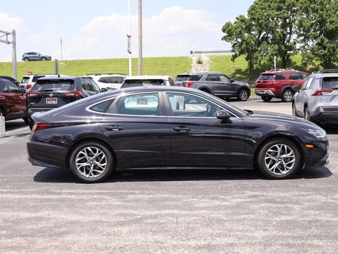 Used 2023 Hyundai Sonata SEL FWD image 5