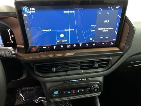 New 2026 Ford Bronco Sport Outer Banks w/ Outer Banks Tech Package+ AWD/4WD image 11
