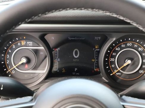 New 2026 Jeep Gladiator Sport AWD/4WD image 24